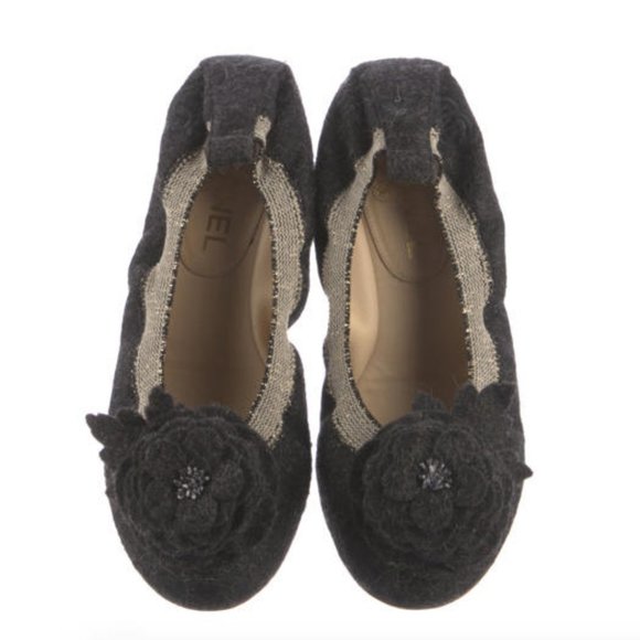 CHANEL 2015 Black Wool Interlocking CC Logo Flats Flower Embellishment Size 36 - Picture 2 of 5